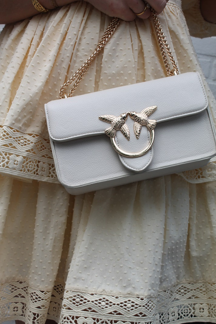 Bag gold details 001 Beige