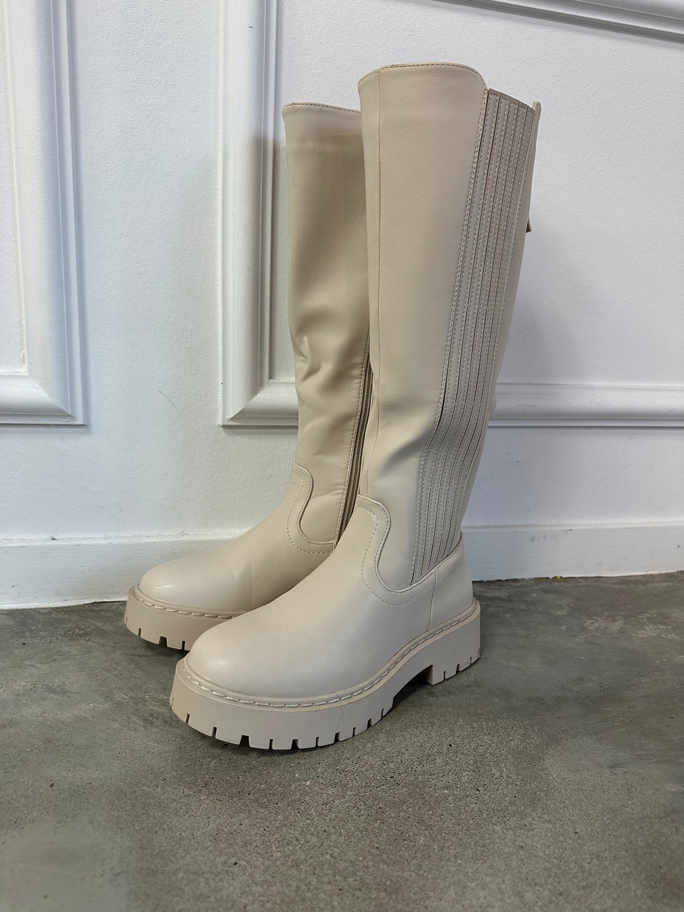 Laars leatherlook DES655 Off-white