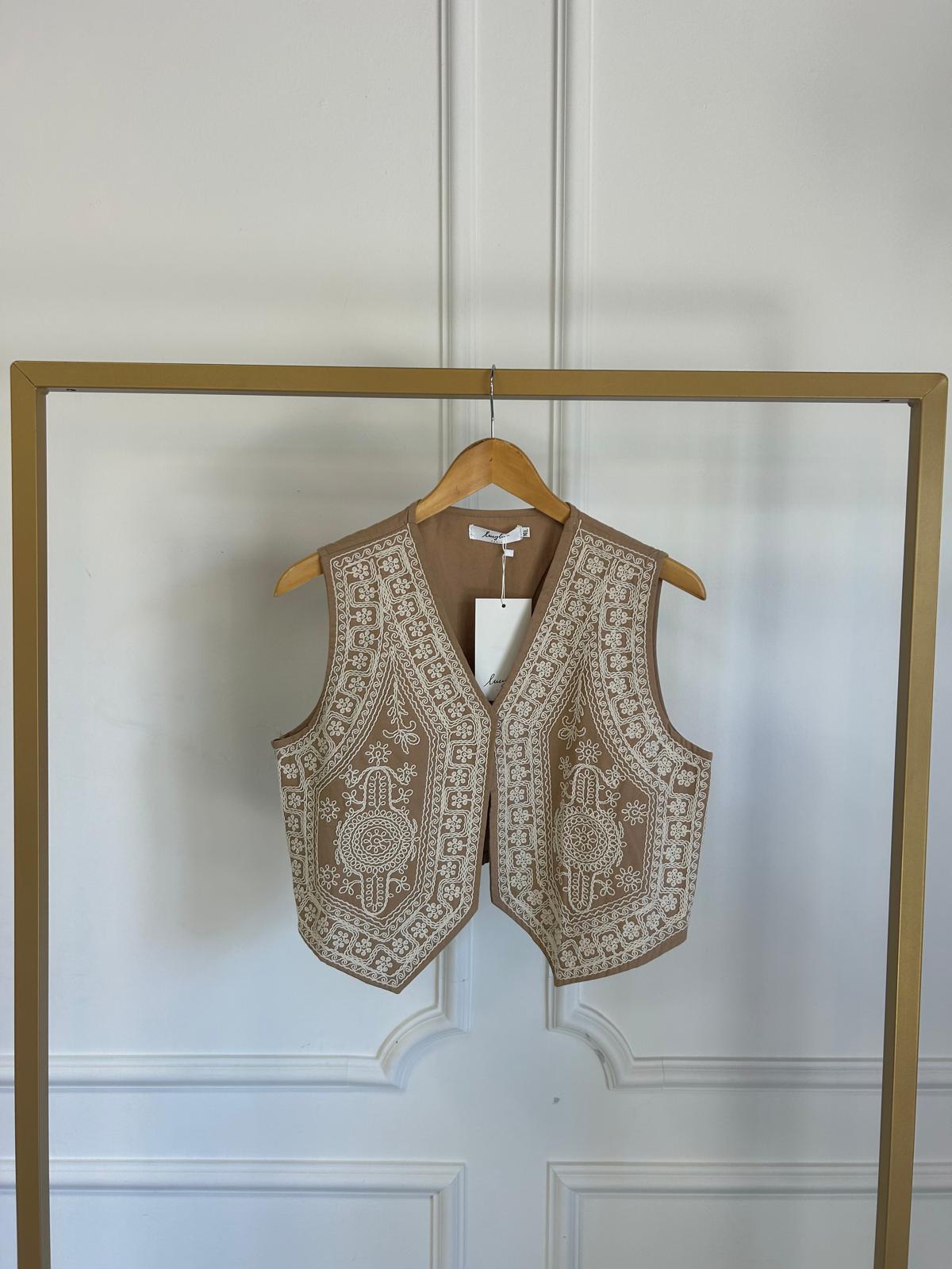 Gilet broderie 2330G Beige