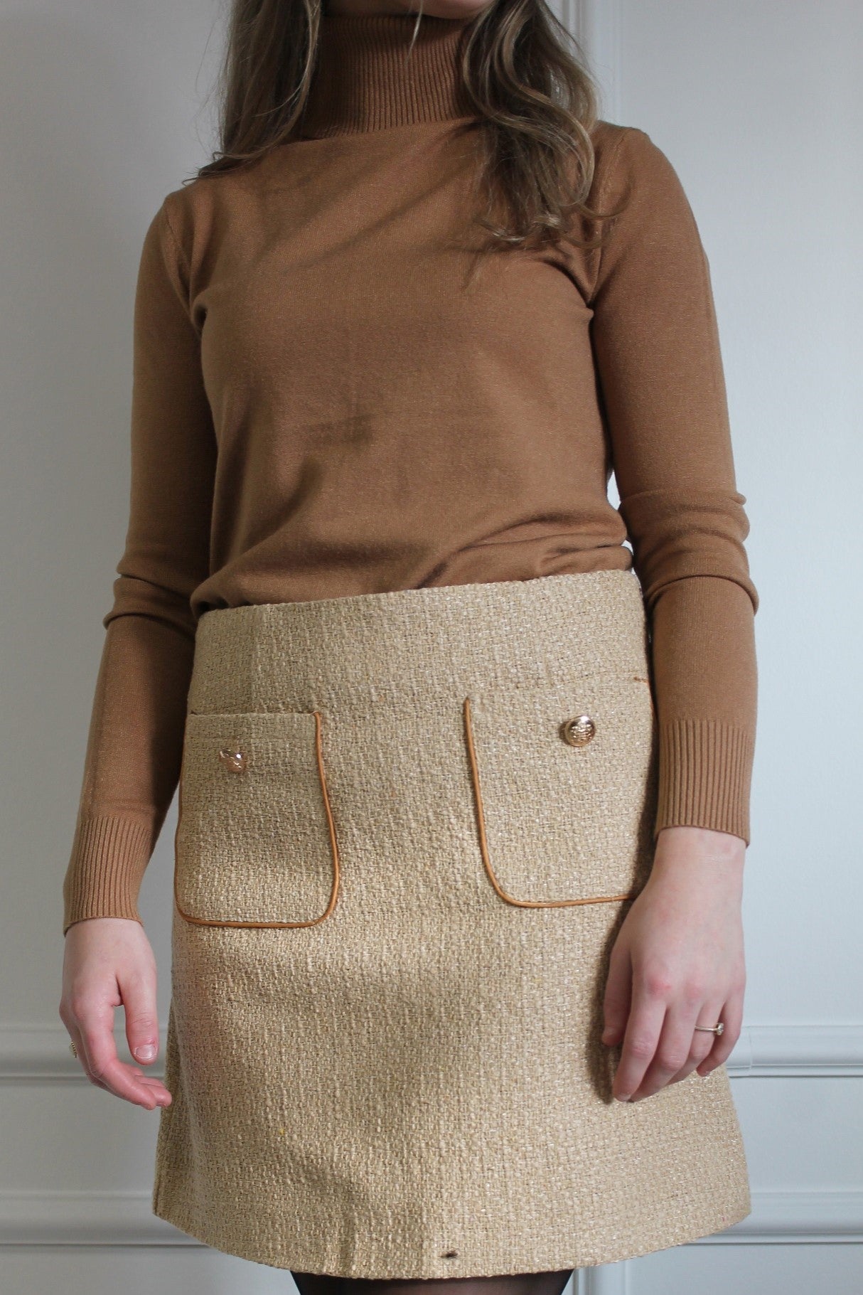 Skirt boucle with details SD-1371 Camel