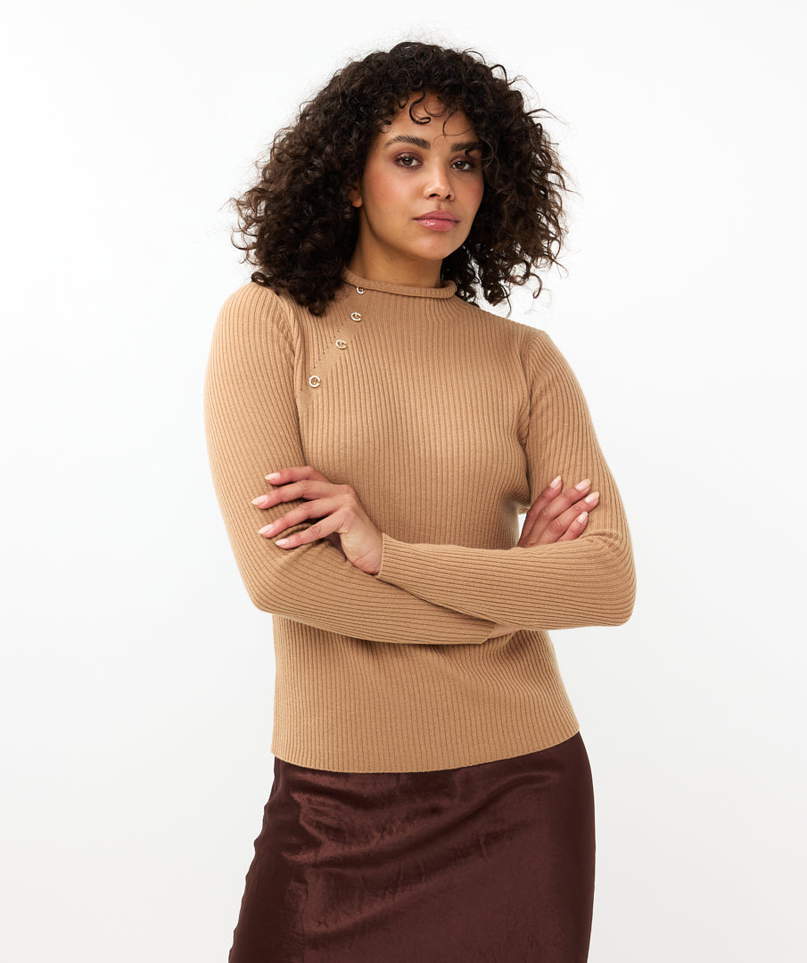 Sweater col A-sym buttons F24.07526 Brandy